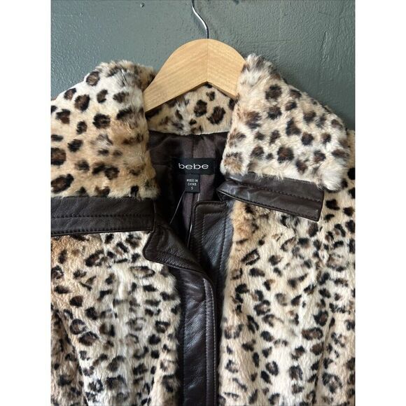 VINTAGE BEBE RABBIT FUR COLLAR LEATHER JACKET SMALL Y2K COAT BELT LEOPARD RARE - Picture 2 of 3